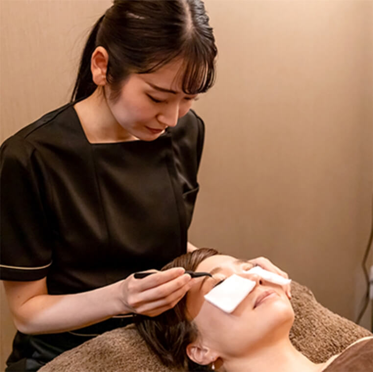 卒業後 まつげエクステ独立開業